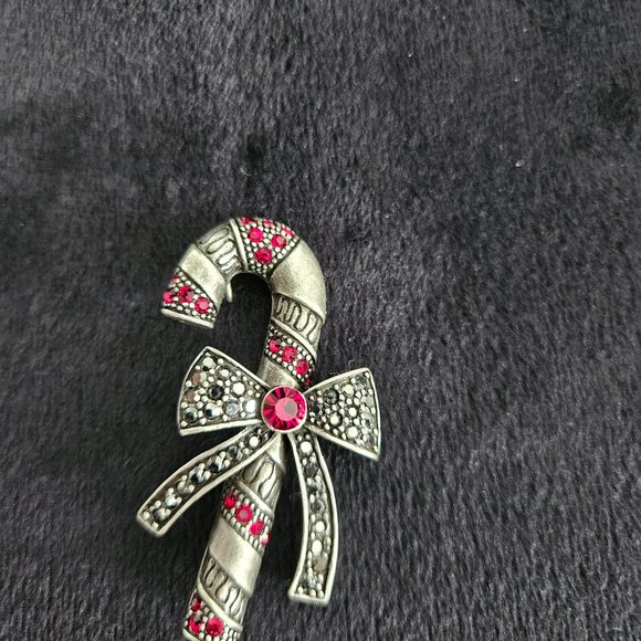 Lia Sophia Red Ruby Rhinestones Marcasite Candy Cane Bow 2"x1"Christmas Brooch - Picture 1 of 5